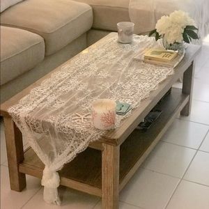 Lace table runner